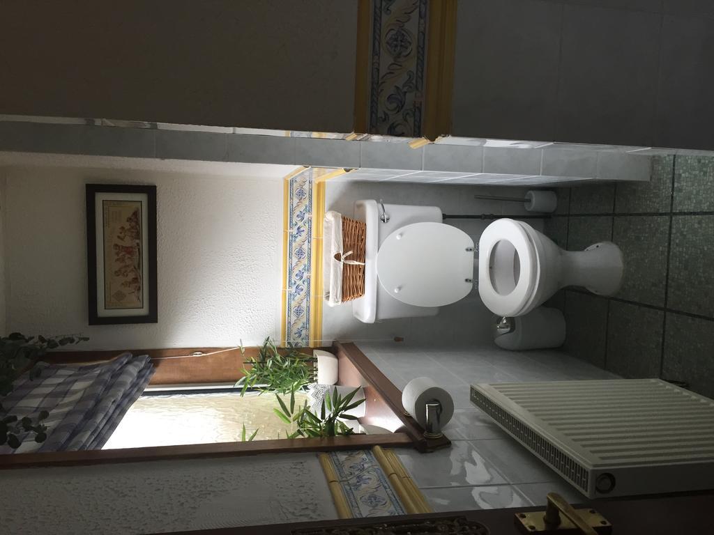 Rooms At Tarrareoch Батгейт Екстериор снимка